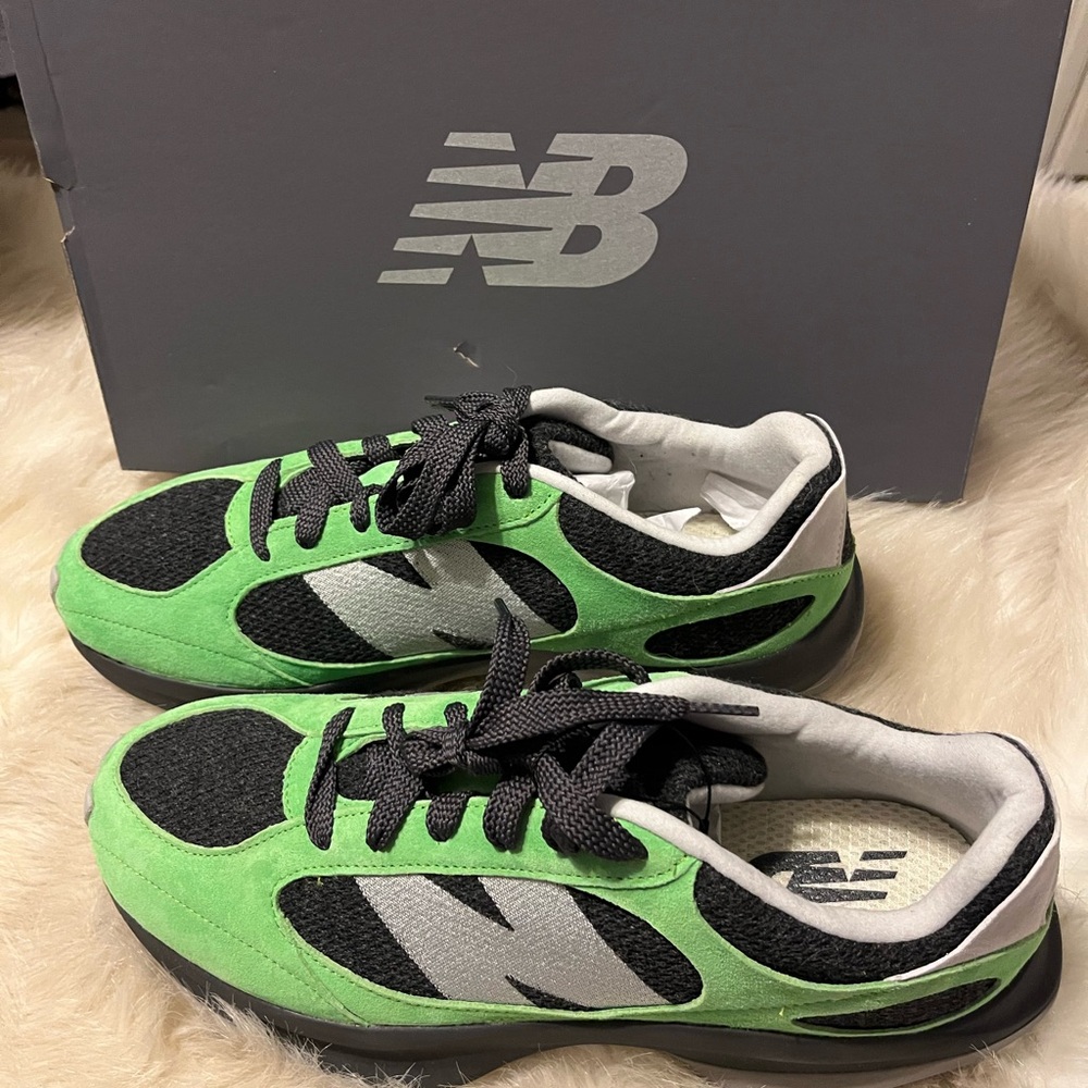 New Balance WRPD Runner Green/Black pre-owned 12 mens 131/2 womens